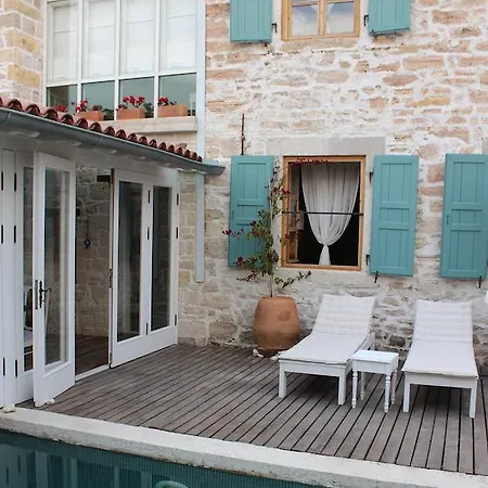 فندق Eski Tas Çeşme