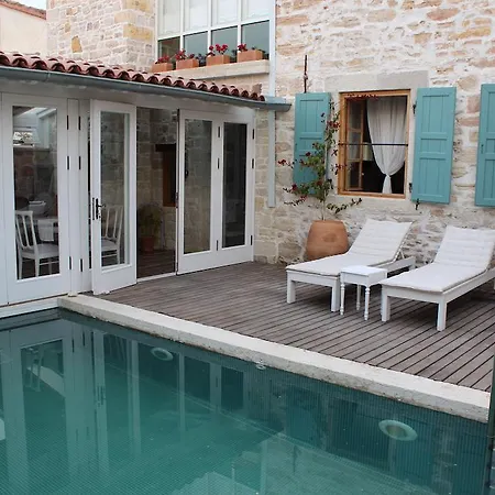 فندق Eski Tas 2*