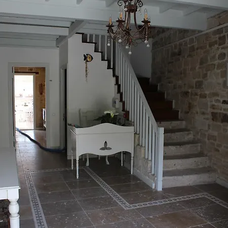 فندق Eski Tas Çeşme