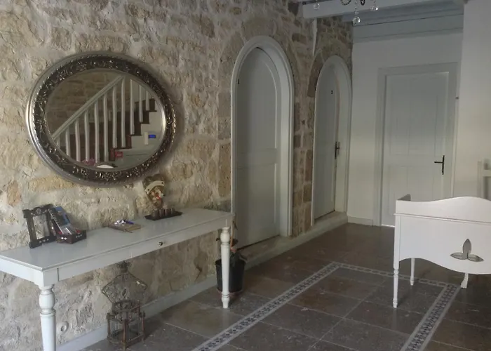 Hotel Eski Tas Çeşme