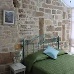 Eski Tas Çeşme