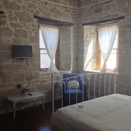 Hotel Eski Tas 2*